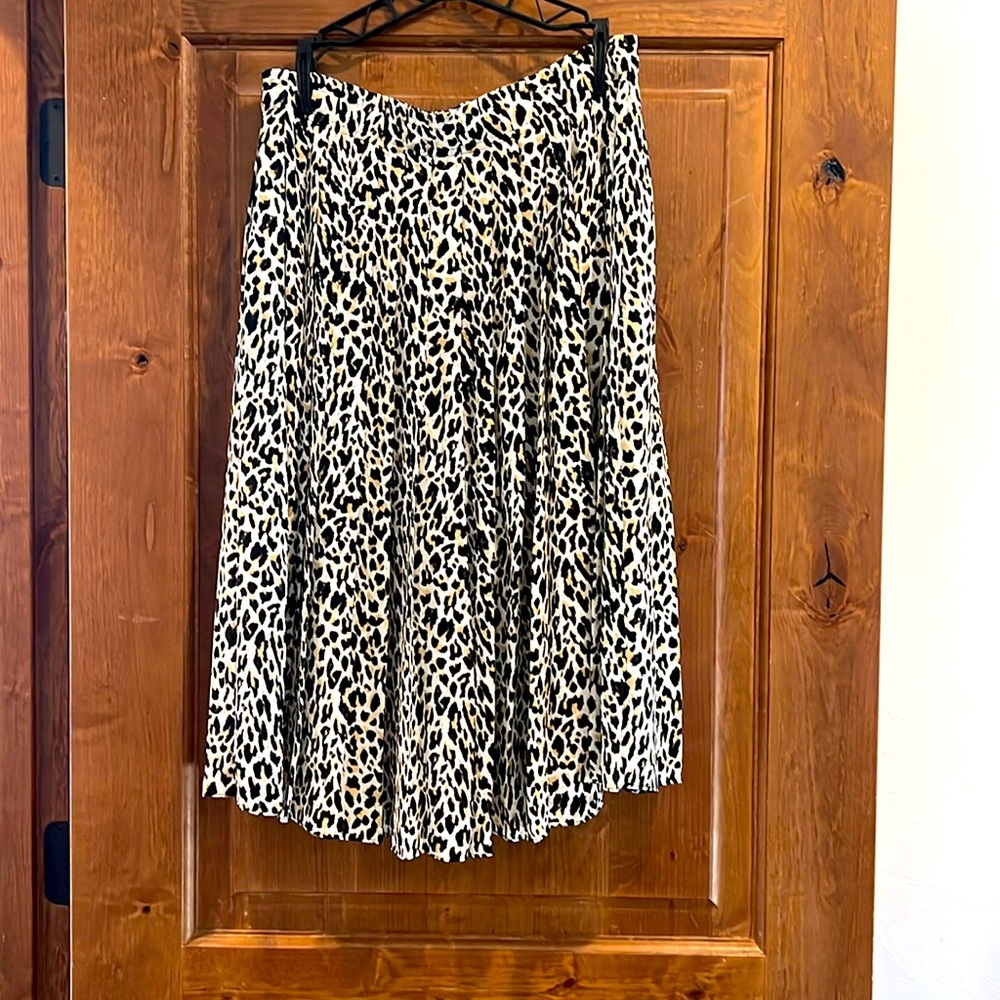 JCREW Leopard skirt, size 6